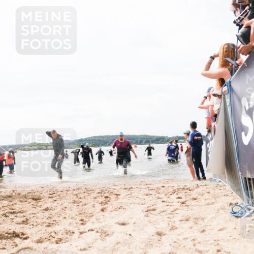 21.06.2026 - Viking Triathlon Michael Strokosch http://msf.ph/oto/9826235 21.06.2026 10:38:36 Schwimmen 55, 300, 316, 397, 546, 567 meine-sportfotos.de