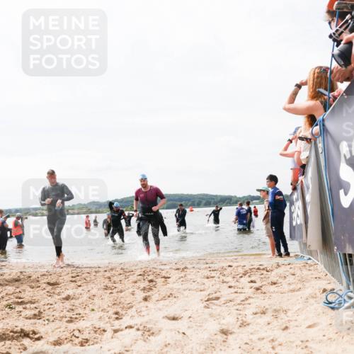 21.06.2026 - Viking Triathlon Michael Strokosch http://msf.ph/oto/9826239 21.06.2026 10:38:37 Schwimmen 55, 300, 316, 397, 546, 567 meine-sportfotos.de
