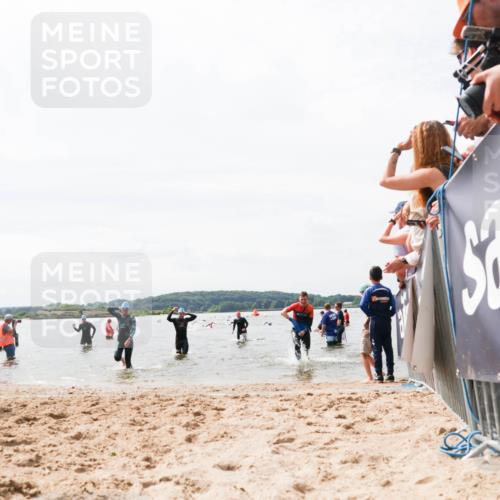 21.06.2026 - Viking Triathlon Michael Strokosch http://msf.ph/oto/9826265 21.06.2026 10:38:46 Schwimmen 53, 55, 144, 303, 397, 419, 546 meine-sportfotos.de
