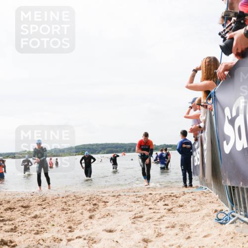 21.06.2026 - Viking Triathlon Michael Strokosch http://msf.ph/oto/9826272 21.06.2026 10:38:48 Schwimmen 53, 55, 144, 303, 397, 419, 546, 666 meine-sportfotos.de