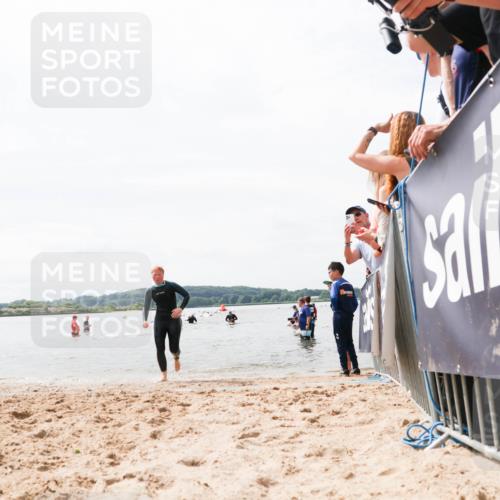 21.06.2026 - Viking Triathlon Michael Strokosch http://msf.ph/oto/9826296 21.06.2026 10:38:56 Schwimmen 144, 419, 666 meine-sportfotos.de