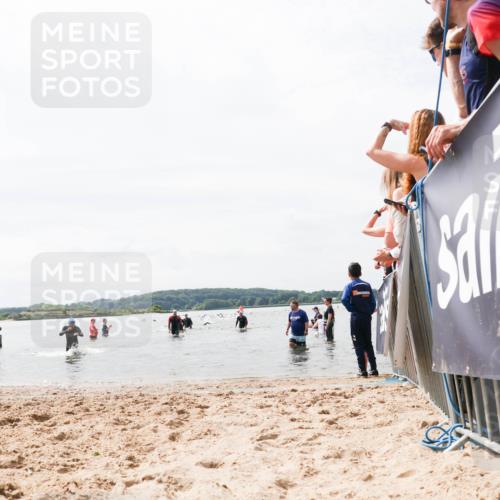 21.06.2026 - Viking Triathlon Michael Strokosch http://msf.ph/oto/9826311 21.06.2026 10:39:01 Schwimmen 559, 666 meine-sportfotos.de