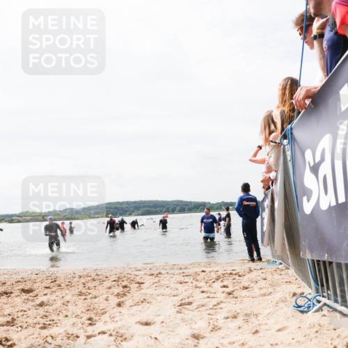 21.06.2026 - Viking Triathlon Michael Strokosch http://msf.ph/oto/9826317 21.06.2026 10:39:03 Schwimmen 559, 666 meine-sportfotos.de