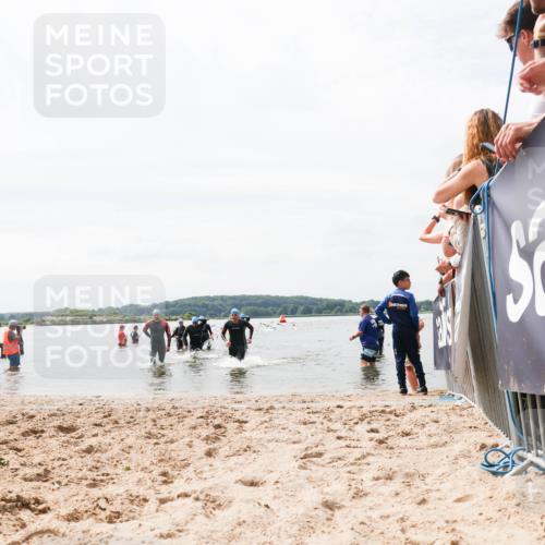 21.06.2026 - Viking Triathlon Michael Strokosch http://msf.ph/oto/9826344 21.06.2026 10:39:12 Schwimmen 152, 328, 340, 559 meine-sportfotos.de