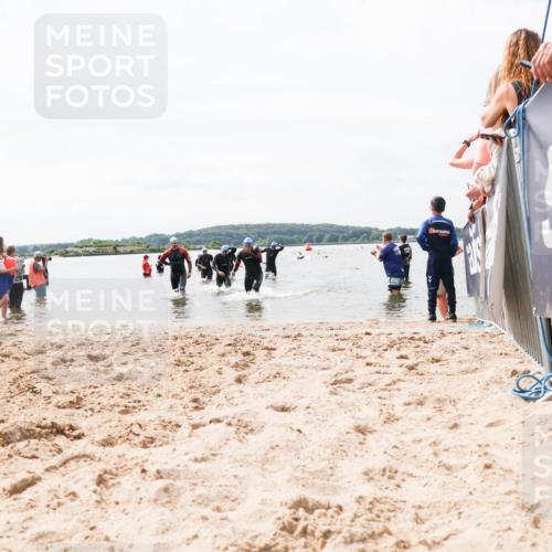 21.06.2026 - Viking Triathlon Michael Strokosch http://msf.ph/oto/9826346 21.06.2026 10:39:13 Schwimmen 152, 328, 340 meine-sportfotos.de
