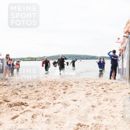 21.06.2026 - Viking Triathlon Michael Strokosch http://msf.ph/oto/9826350 21.06.2026 10:39:14 Schwimmen 152, 232, 328, 340, 457 meine-sportfotos.de