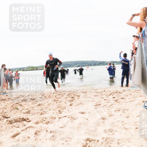 21.06.2026 - Viking Triathlon Michael Strokosch http://msf.ph/oto/9826355 21.06.2026 10:39:16 Schwimmen 152, 214, 232, 328, 340, 457 meine-sportfotos.de