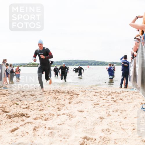 21.06.2026 - Viking Triathlon Michael Strokosch http://msf.ph/oto/9826357 21.06.2026 10:39:17 Schwimmen 152, 214, 232, 328, 340, 457 meine-sportfotos.de