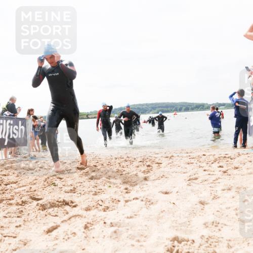 21.06.2026 - Viking Triathlon Michael Strokosch http://msf.ph/oto/9826359 21.06.2026 10:39:17 Schwimmen 152, 214, 232, 328, 340, 457 meine-sportfotos.de
