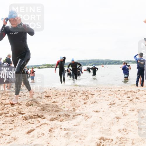 21.06.2026 - Viking Triathlon Michael Strokosch http://msf.ph/oto/9826360 21.06.2026 10:39:18 Schwimmen 152, 214, 232, 328, 340, 457 meine-sportfotos.de