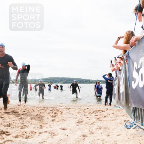 21.06.2026 - Viking Triathlon Michael Strokosch http://msf.ph/oto/9826368 21.06.2026 10:39:20 Schwimmen 152, 214, 232, 328, 340, 457 meine-sportfotos.de