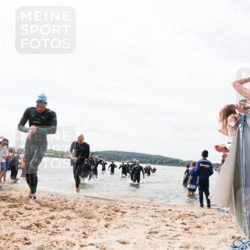 21.06.2026 - Viking Triathlon Michael Strokosch http://msf.ph/oto/9826563 21.06.2026 10:40:25 Schwimmen 34, 58, 150, 195, 301, 398, 425, 460, 496, 649 meine-sportfotos.de