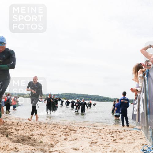 21.06.2026 - Viking Triathlon Michael Strokosch http://msf.ph/oto/9826565 21.06.2026 10:40:26 Schwimmen 34, 58, 150, 195, 301, 398, 425, 460, 496, 649 meine-sportfotos.de
