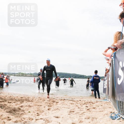 21.06.2026 - Viking Triathlon Michael Strokosch http://msf.ph/oto/9826590 21.06.2026 10:40:34 Schwimmen 34, 150, 195, 227, 301, 312, 456, 461, 496 meine-sportfotos.de