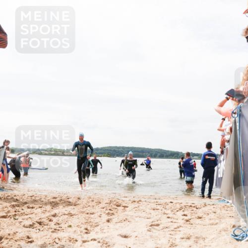 21.06.2026 - Viking Triathlon Michael Strokosch http://msf.ph/oto/9826610 21.06.2026 10:40:41 Schwimmen 227, 312, 330, 355, 387, 456, 461, 616 meine-sportfotos.de