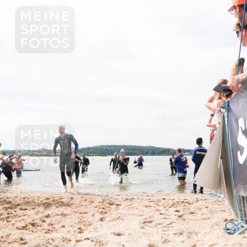 21.06.2026 - Viking Triathlon Michael Strokosch http://msf.ph/oto/9826612 21.06.2026 10:40:42 Schwimmen 227, 312, 330, 355, 387, 456, 461, 616 meine-sportfotos.de