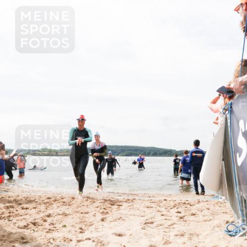 21.06.2026 - Viking Triathlon Michael Strokosch http://msf.ph/oto/9826619 21.06.2026 10:40:44 Schwimmen 227, 330, 355, 387, 456, 461, 616, 667 meine-sportfotos.de