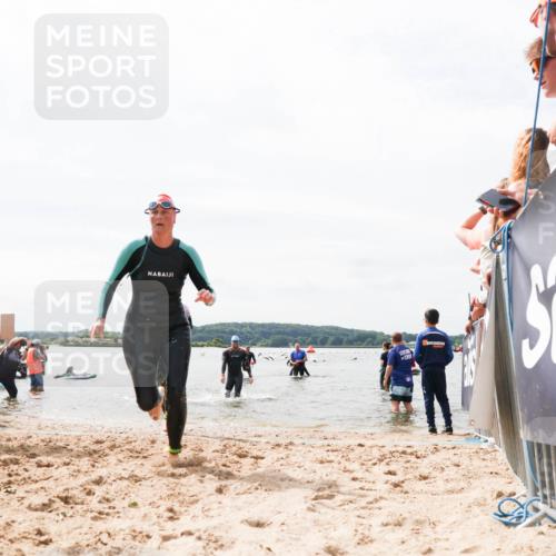 21.06.2026 - Viking Triathlon Michael Strokosch http://msf.ph/oto/9826621 21.06.2026 10:40:45 Schwimmen 227, 330, 355, 387, 456, 461, 616, 667 meine-sportfotos.de