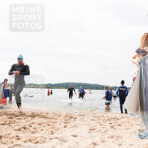 21.06.2026 - Viking Triathlon Michael Strokosch http://msf.ph/oto/9826635 21.06.2026 10:40:49 Schwimmen 330, 355, 387, 616, 636, 667 meine-sportfotos.de