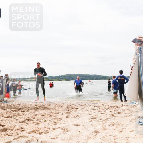 21.06.2026 - Viking Triathlon Michael Strokosch http://msf.ph/oto/9826645 21.06.2026 10:40:53 Schwimmen 330, 387, 636, 667 meine-sportfotos.de