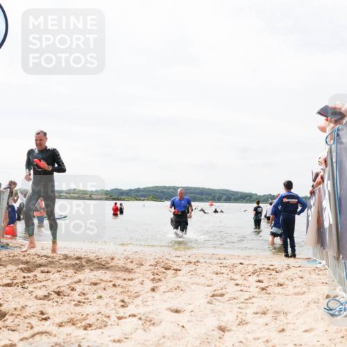 21.06.2026 - Viking Triathlon Michael Strokosch http://msf.ph/oto/9826647 21.06.2026 10:40:53 Schwimmen 330, 387, 636, 667 meine-sportfotos.de