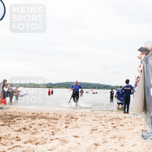 21.06.2026 - Viking Triathlon Michael Strokosch http://msf.ph/oto/9826649 21.06.2026 10:40:54 Schwimmen 330, 387, 636, 667 meine-sportfotos.de