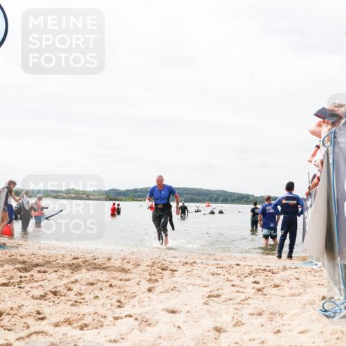 21.06.2026 - Viking Triathlon Michael Strokosch http://msf.ph/oto/9826651 21.06.2026 10:40:55 Schwimmen 636, 667 meine-sportfotos.de