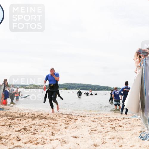 21.06.2026 - Viking Triathlon Michael Strokosch http://msf.ph/oto/9826654 21.06.2026 10:40:56 Schwimmen 636, 667 meine-sportfotos.de