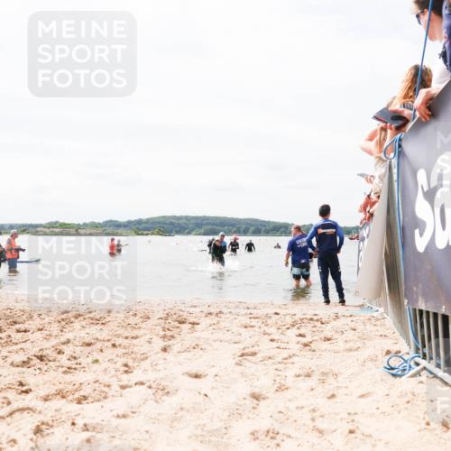 21.06.2026 - Viking Triathlon Michael Strokosch http://msf.ph/oto/9826672 21.06.2026 10:41:04 Schwimmen 132 meine-sportfotos.de