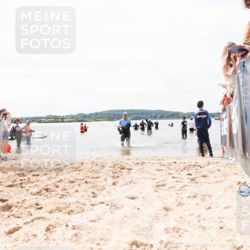 21.06.2026 - Viking Triathlon Michael Strokosch http://msf.ph/oto/9826681 21.06.2026 10:41:07 Schwimmen 132 meine-sportfotos.de