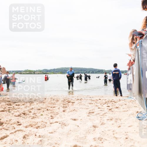 21.06.2026 - Viking Triathlon Michael Strokosch http://msf.ph/oto/9826682 21.06.2026 10:41:07 Schwimmen 132 meine-sportfotos.de