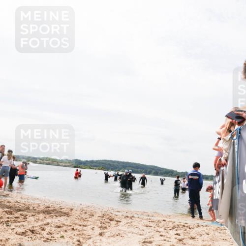 21.06.2026 - Viking Triathlon Michael Strokosch http://msf.ph/oto/9826700 21.06.2026 10:41:13 Schwimmen 95, 132, 356 meine-sportfotos.de