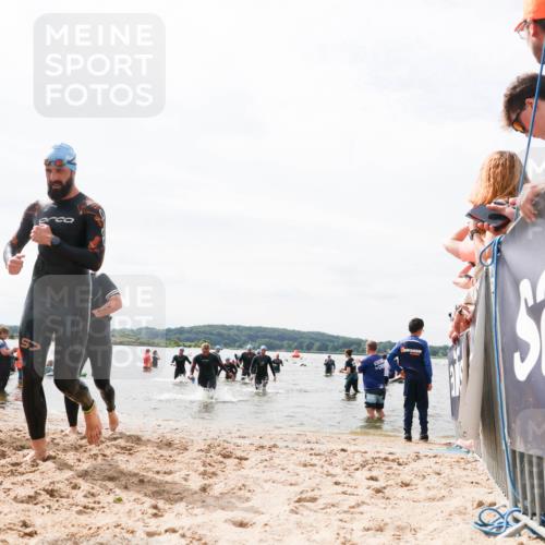21.06.2026 - Viking Triathlon Michael Strokosch http://msf.ph/oto/9826722 21.06.2026 10:41:20 Schwimmen 95, 96, 179, 356, 578 meine-sportfotos.de