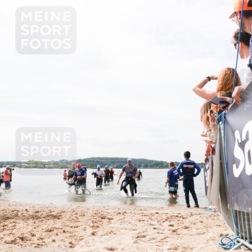 21.06.2026 - Viking Triathlon Michael Strokosch http://msf.ph/oto/9826778 21.06.2026 10:41:39 Schwimmen 143, 165, 262, 327, 522, 608, 655 meine-sportfotos.de
