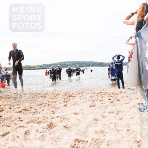 21.06.2026 - Viking Triathlon Michael Strokosch http://msf.ph/oto/9826865 21.06.2026 10:42:08 Schwimmen 44, 86, 94, 134, 188, 193, 399, 438 meine-sportfotos.de