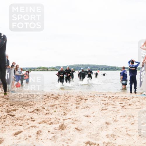 21.06.2026 - Viking Triathlon Michael Strokosch http://msf.ph/oto/9826869 21.06.2026 10:42:09 Schwimmen 44, 86, 94, 134, 188, 193, 266, 399, 438 meine-sportfotos.de
