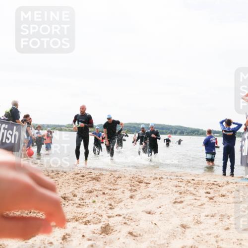 21.06.2026 - Viking Triathlon Michael Strokosch http://msf.ph/oto/9826874 21.06.2026 10:42:11 Schwimmen 86, 94, 134, 188, 193, 266, 399, 438, 492 meine-sportfotos.de