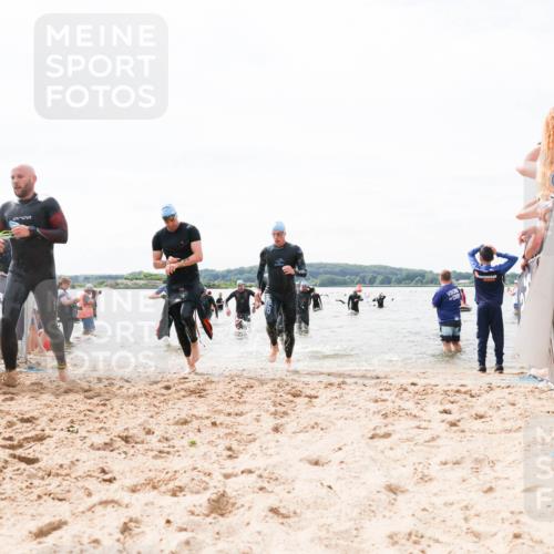 21.06.2026 - Viking Triathlon Michael Strokosch http://msf.ph/oto/9826878 21.06.2026 10:42:12 Schwimmen 86, 94, 134, 188, 193, 266, 399, 438, 492 meine-sportfotos.de
