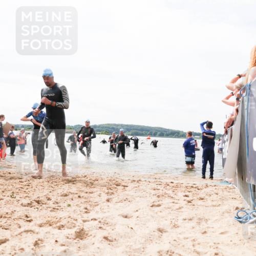 21.06.2026 - Viking Triathlon Michael Strokosch http://msf.ph/oto/9826887 21.06.2026 10:42:15 Schwimmen 86, 94, 188, 193, 266, 279, 399, 492, 516 meine-sportfotos.de
