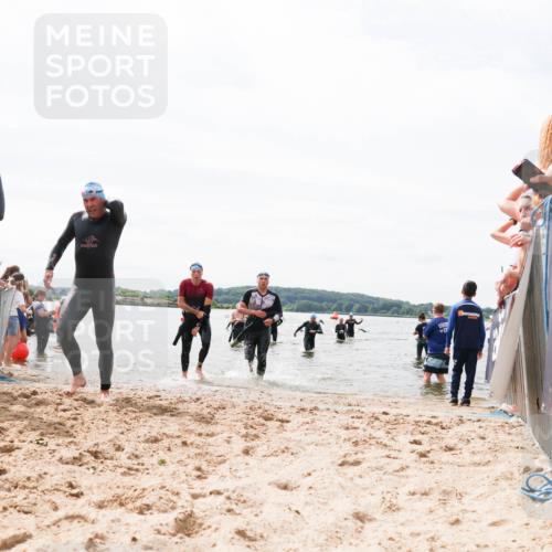 21.06.2026 - Viking Triathlon Michael Strokosch http://msf.ph/oto/9826903 21.06.2026 10:42:21 Schwimmen 72, 266, 279, 296, 399, 492, 516 meine-sportfotos.de