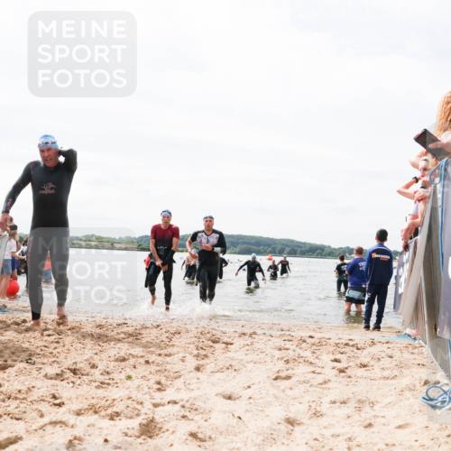 21.06.2026 - Viking Triathlon Michael Strokosch http://msf.ph/oto/9826904 21.06.2026 10:42:21 Schwimmen 72, 266, 279, 296, 399, 492, 516 meine-sportfotos.de