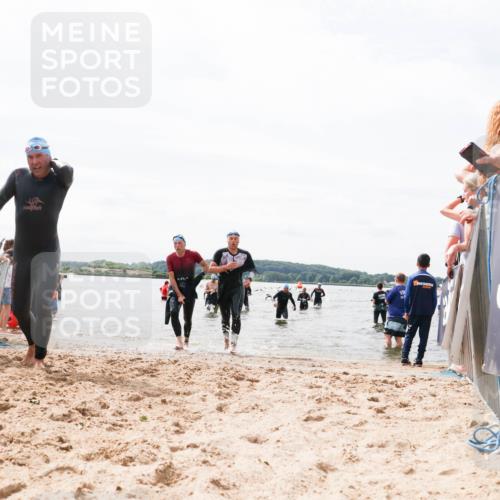 21.06.2026 - Viking Triathlon Michael Strokosch http://msf.ph/oto/9826905 21.06.2026 10:42:21 Schwimmen 72, 266, 279, 296, 399, 492, 516 meine-sportfotos.de