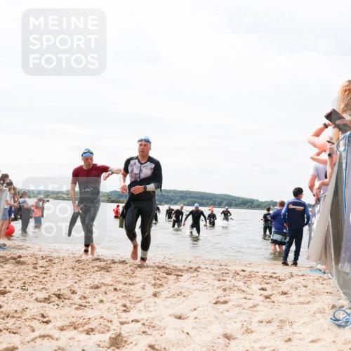 21.06.2026 - Viking Triathlon Michael Strokosch http://msf.ph/oto/9826910 21.06.2026 10:42:23 Schwimmen 45, 72, 266, 279, 296, 492, 516 meine-sportfotos.de