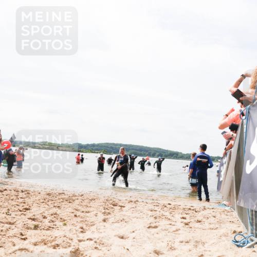 21.06.2026 - Viking Triathlon Michael Strokosch http://msf.ph/oto/9826952 21.06.2026 10:42:37 Schwimmen 45, 348, 384, 393, 436 meine-sportfotos.de
