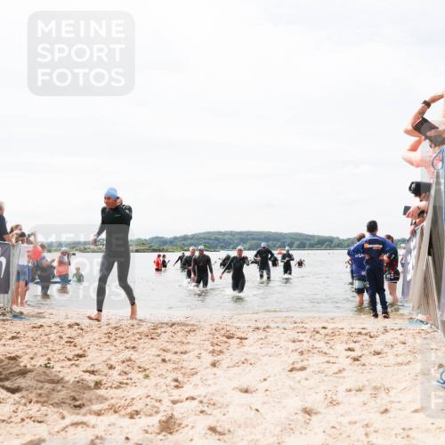 21.06.2026 - Viking Triathlon Michael Strokosch http://msf.ph/oto/9827006 21.06.2026 10:42:56 Schwimmen 153, 177, 213, 225, 268, 479, 520 meine-sportfotos.de