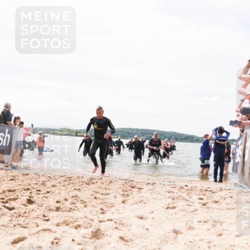 21.06.2026 - Viking Triathlon Michael Strokosch http://msf.ph/oto/9827055 21.06.2026 10:43:12 Schwimmen 88, 251, 259, 286, 482, 489, 505, 511, 619 meine-sportfotos.de