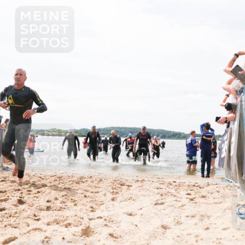 21.06.2026 - Viking Triathlon Michael Strokosch http://msf.ph/oto/9827059 21.06.2026 10:43:13 Schwimmen 88, 251, 259, 482, 489, 505, 511, 619 meine-sportfotos.de
