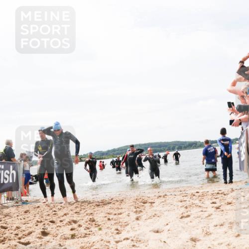21.06.2026 - Viking Triathlon Michael Strokosch http://msf.ph/oto/9827091 21.06.2026 10:43:24 Schwimmen 69, 251, 287, 473, 482, 489, 511, 528, 533, 619, 645 meine-sportfotos.de