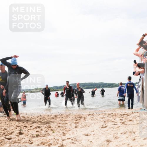 21.06.2026 - Viking Triathlon Michael Strokosch http://msf.ph/oto/9827094 21.06.2026 10:43:25 Schwimmen 69, 251, 287, 473, 511, 528, 533, 645 meine-sportfotos.de