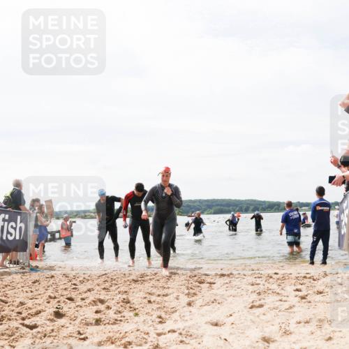 21.06.2026 - Viking Triathlon Michael Strokosch http://msf.ph/oto/9827099 21.06.2026 10:43:27 Schwimmen 69, 251, 287, 473, 521, 528, 533, 645 meine-sportfotos.de